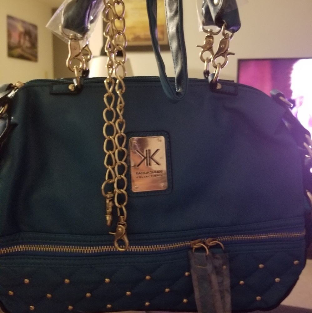 Purses - Picture 2 of 4